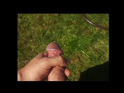 ❤️ Hottie se deja follar el coño rosa y se corre con un chorro en un jardín de verano ️ Video de porno en es.mobilecric.top ❌️