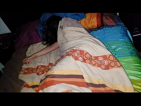 ❤️ Hijastro regañando a su joven madrastra mientras duerme ️ Video de porno en es.mobilecric.top ❌️